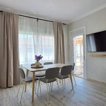 Alcatraz New, 5 Min Walk From The Sea 료렛 드 마르